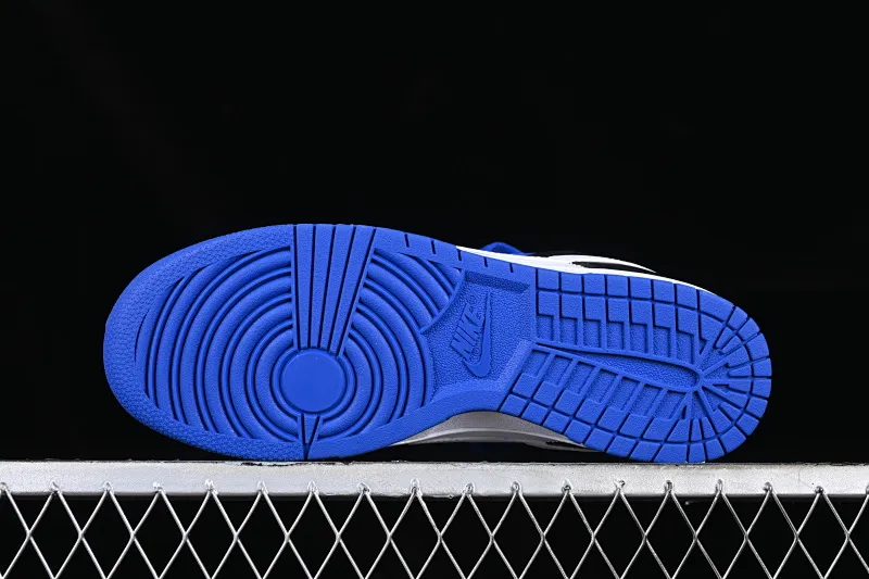 All Categories Nk SB Dunk Series Nk SB Dunk Low Low-top Sneakers Cost-Effective Edition Nk Dunk Low Black and White Blue Panda SB Smashed Backboard Fashion Casual Sneakers FD9064-110